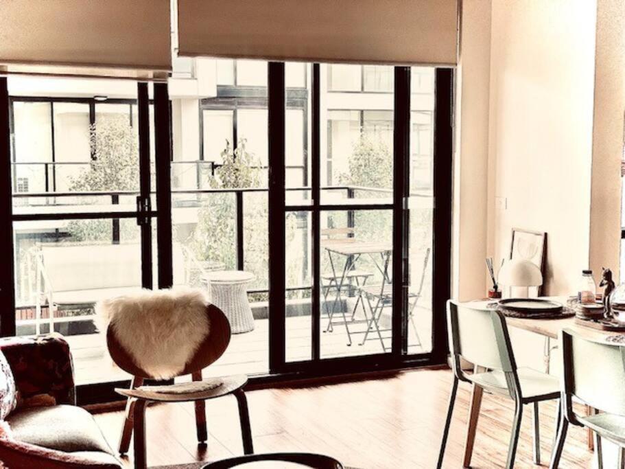 The Pas.Coe - A Stylish 1 Bedroom Unit With Free Parking. Melbourne Eksteriør bilde