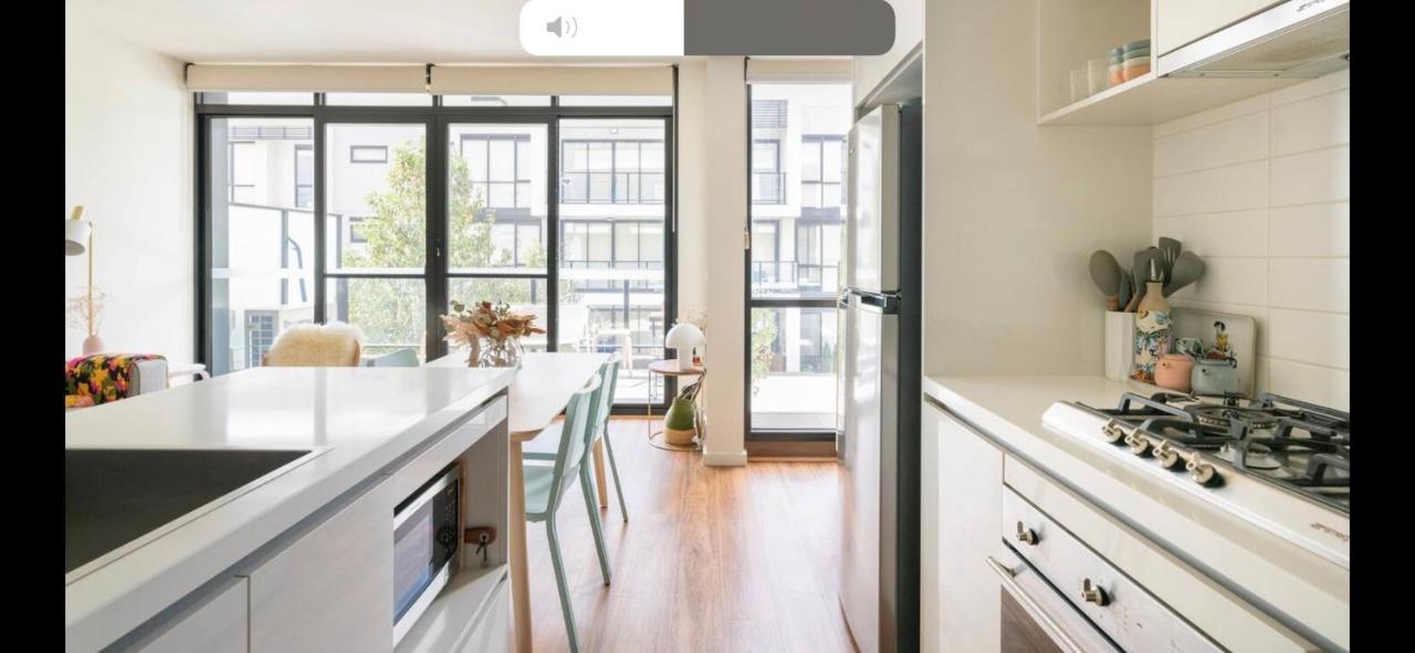 The Pas.Coe - A Stylish 1 Bedroom Unit With Free Parking. Melbourne Eksteriør bilde